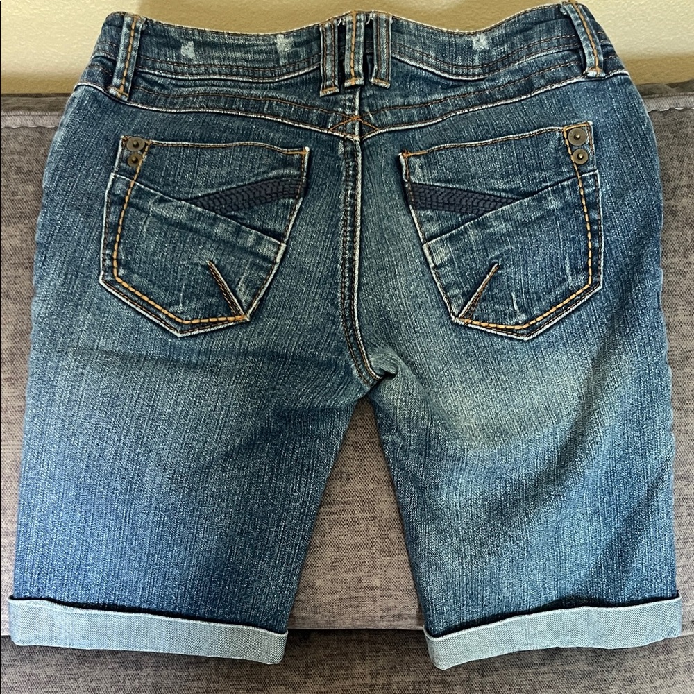 EUC Youth Girls Bermuda Jean shorts size 12 from Epic Threads